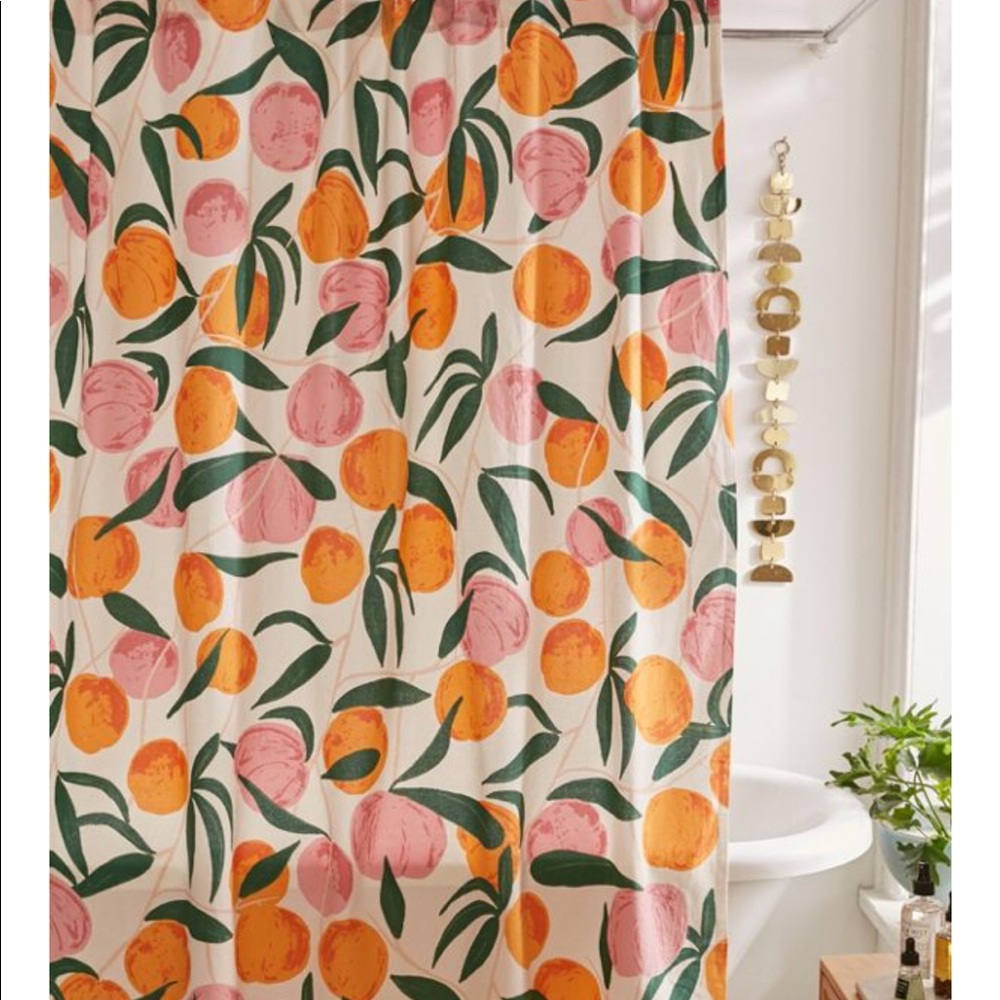 Shower curtain with peaches 😜🍑🍑🍑